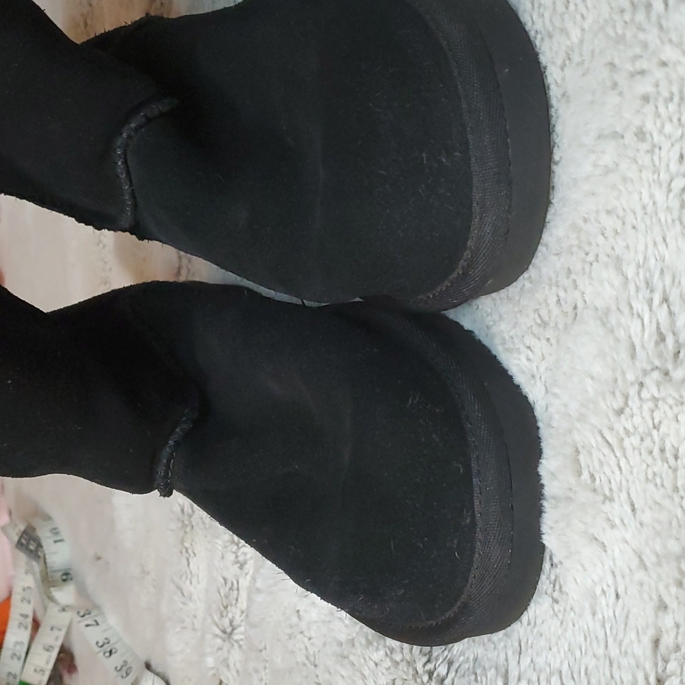 KOOLABURRA by UGG Black Faux Suede and Fur Lined Flat Heel Boots-NWOT-US… - Picture 6 of 13